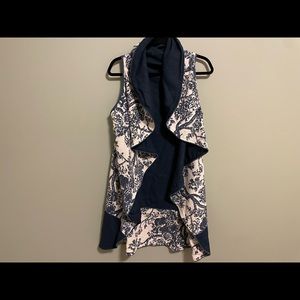 NWOT Reversible Blue & White Chinoiserie Cape / Vest